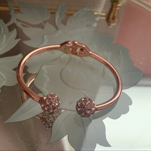 Rose gold bracelet with jewels - Picture 1 of 3